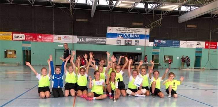 Am Ende konnte sich die weibliche E-Jugend sogar für den Turniersieg feiern lassen.  privat