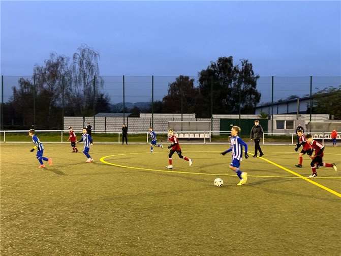 Am Ende musste sich die JSG Maifeld Elztal E1 verdient geschlagen geben.  Foto: Steinbach Design