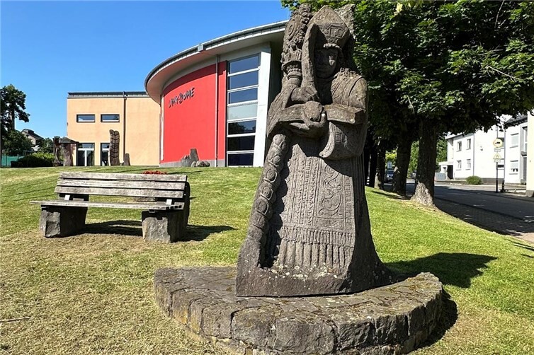Am Eröffnungstag der „Vulkanschleife Basalt“ sind Start und Ziel am Lava-Dome in Mendig. 