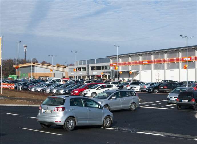 Am Eröffnungstag war der Andrang im Gelsdorfer NORMA-Discountermarkt enorm.