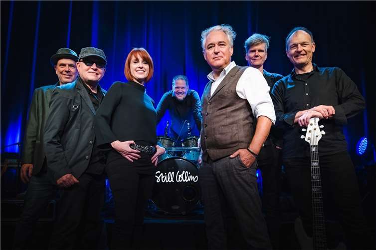 Am Freitag, 19. Mai 2023 präsentiert das Kulturamt der Stadt Andernach mit „Still Collins“ und der Support-Band „Bounce“ die größten Hits von Phil Collins, „Genesis“ und Bon Jovi.