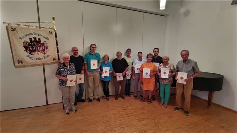 Am Freitag den 22. Juli 2022 fand im großen Saal des Pfarrheims St. Peter die Mitgliederversammlung des Turnverein Sinzig statt. Foto: privat