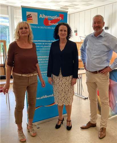 Am Freitag, den 27. Mai lud die Landesgruppe der AFD Fraktion des Deutschen Bundestages ins Bürgerhaus Eich zum gut besuchten Bürgerdialog ein. Foto: AfD-Kreisverbands Mayen-Koblenz