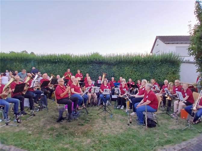 Am Freitag durften alle bei der Kirmes in Küttig auftreten.