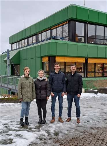 Am GiK unterrichten nun Lucy Biel (Chemie, Bildende Kunst), Edita Kljuvic (Erdkunde, Französisch), Felix Liesenfeld (Englisch, Sport) und Matthias Seifert (Mathematik, Informatik). Quelle: GiK