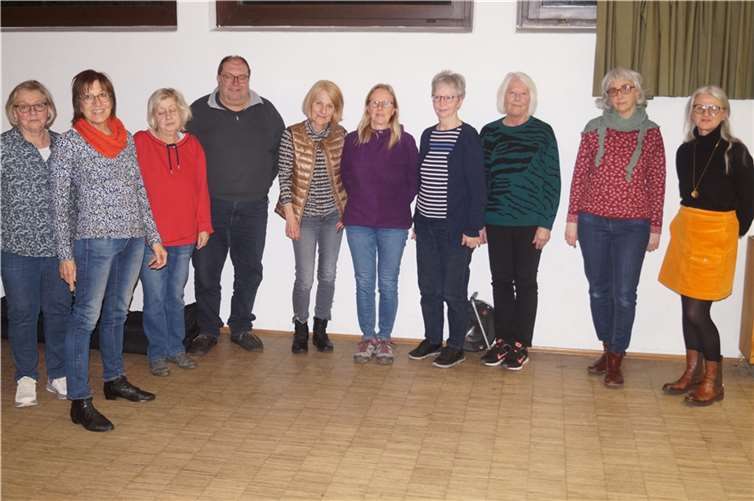 Am Internationalen Frauentag wurde im Pfarrzentrum am Europaplatz in Lahnstein der neue Vorstand des Trägervereins der Schwangerenkonfliktberatungsstelle von „Frauenwürde Rhein-Lahn e.V“ gewählt.  Foto: Schneider