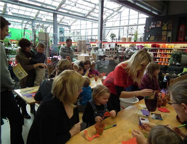 Am Katharinenmarkt-Samstag dürfen sich die Kinder wieder auf besondere Kreativ-Mitmach-Aktionen mit Prämierung im röhrig-bauzentrum freuen.Privat