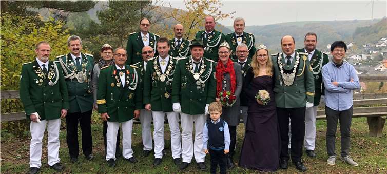 Am Kirmessonntag fanden sich die Schützen und einige Ehrengäste wieder zum traditionellen Kirmesfrühschoppen in der Schützenhalle ein. Foto: privat