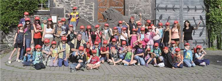 Am Laacher See gab es für die Kinder vieles zur vulkanischen Historie des Sees zu entdecken. privat