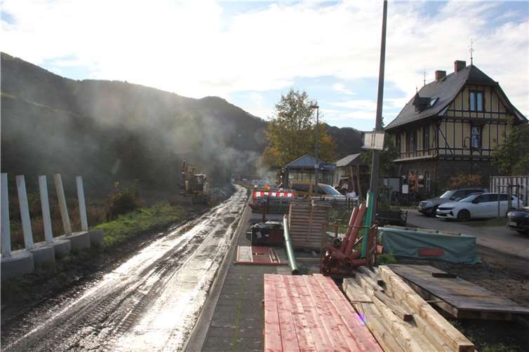 Am Mayschoßer Bahnhof kann man die Strecke der Gleise schon erkennen. Fotos: Entwicklungsagentur Rheinland-Pfalz e.V./Adams