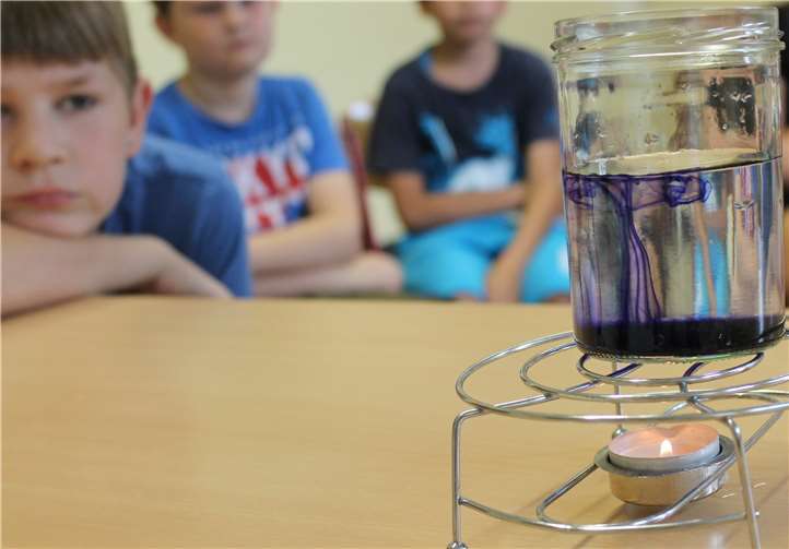 Am Präsentationstag zeigten die einzelnen Projektgruppen ihre Ergebnisse und luden zum Ausprobieren und Mitmachen ein.Foto: privat