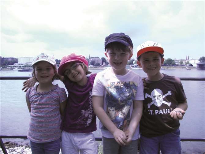 Am Rhein lässt sich ein ereignisreicher Tag der „Elefanten“ gut ausklingen.privat