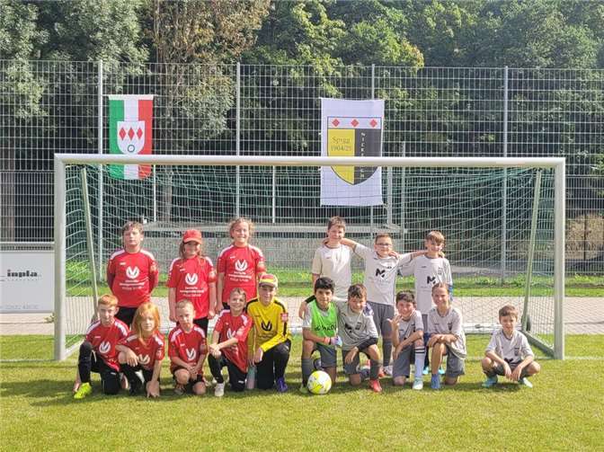 Am Samstag, 13.09.2025 fand das dritte Heimspiel der JSG Nickenich/Eich/Kell E3 gegen die Mannschaft des SC Kirchwald im Waldstadion Nickenich statt. Foto: privat