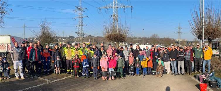 Am Samstag, den 08. März 2025, fand bei strahlendem Sonnenschein und frühlingshaften Temperaturen die „Aktion Saubere Landschaft“ der Ortsgemeinde Kettig statt. Foto: privat