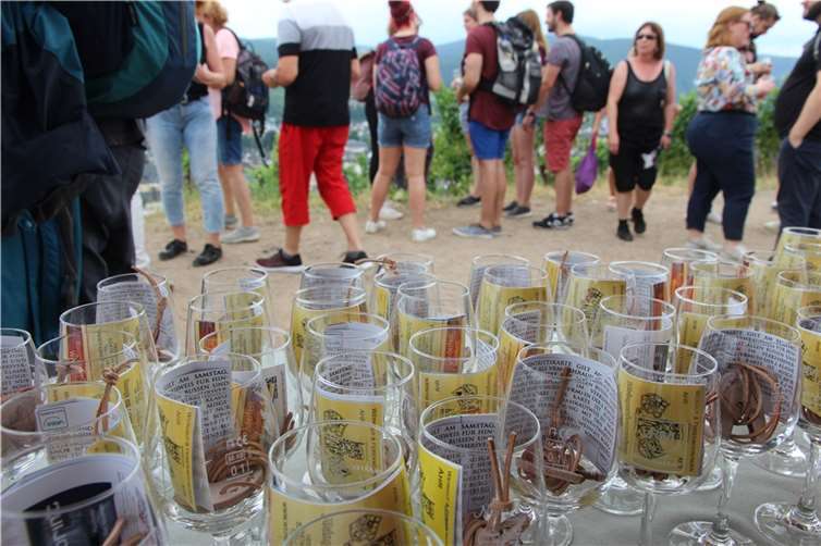 Neuenahrer Burgunderfest feiert zum 26. Mal Am Samstag, den 29. Juli findet das beliebte Weinfest statt. Foto: Privat