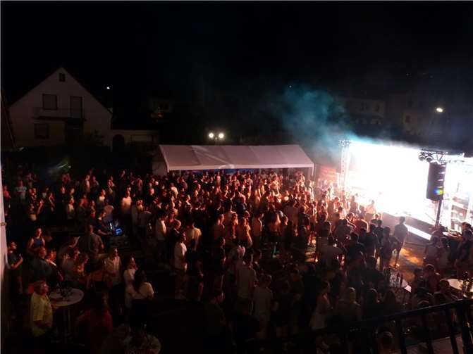 Am Samstag sorgte die Coverband „Xtreme“ für beste Partystimmung.