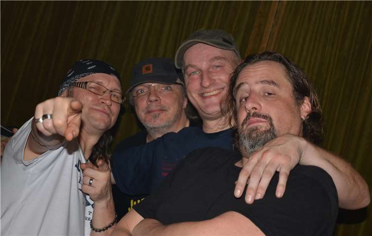 Am Samstagabend heizen „Just2Jam“ dem Publikum ein. Archiv/BB