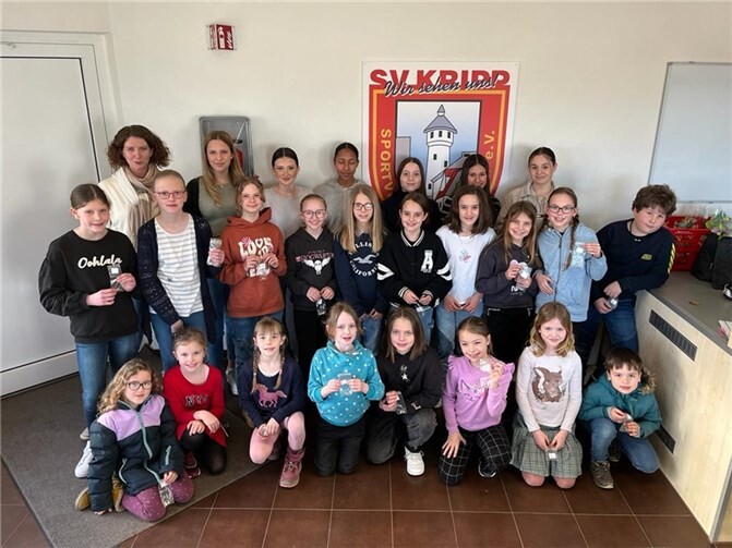 Am Samstagnachmittag fand zum Sessionsausklang das Kinderfischessen der Kripper Kindergarde statt. Foto: privat