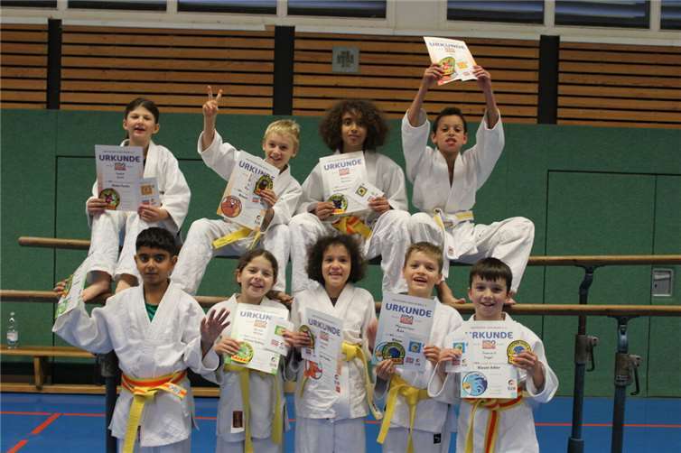 Am Sonntag, 31. August 2025, nahm eine Gruppe von neun Judoka des Turner-Bundes 1867 e.V. Andernach an der Judo-Safari beim SV Urmitz teil. Foto: privat