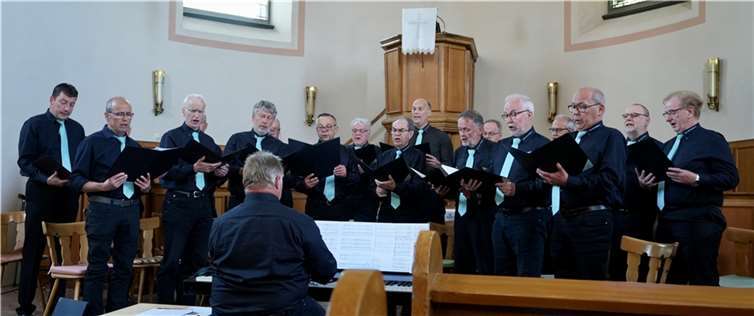Am Sonntag, den 15. Mai 2022 meldete sich der Chor nach zweijähriger Pandemie-Pause mit einem „Stundenkonzert“ wieder in der Öffentlichkeit zurück. Foto: privat