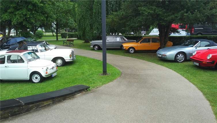 Am Sonntag werden rund 50 Oldtimer im Kurpark erwartet.