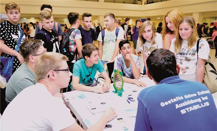 Am Stand des Koblenzer Unternehmens Stabilus gab es hin und wieder großen Andrang.