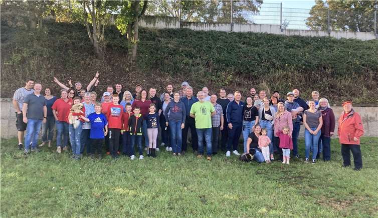 Am Tag der Deutschen Einheit versammelten sich die Stadtsoldaten Andernach zu ihrem traditionellen Familienwandertag. Foto: privat