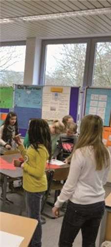 Am Tag der offenen Tür in Mühlheim-Kärlich konnten die "zukünftigen" Schülerinnen und Schüler bei vielen Projekten schon einmal "Gymnasiumsluft" schnuppern. O. Nehring