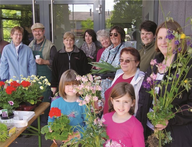 Am Tauschtag konnten die Gartenbesitzer ihre Wunschpflanzen einfach durch Tausch mit vorhandenen Pflanzen erwerben. privat