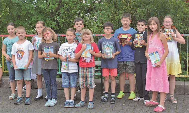 Am Vorlesewettbewerb mussten die Kandidatinnen und Kandidaten ihr Können unter Beweis stellen.privat