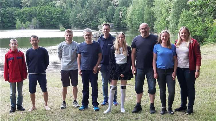 Am Waldsee empfingen Väter und deren Kinder den Segen Gottes. Foto: privat