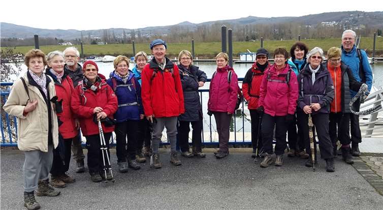 Am Yachthafen in Oberwinter sammelten sich die Eifelfreunde.privat