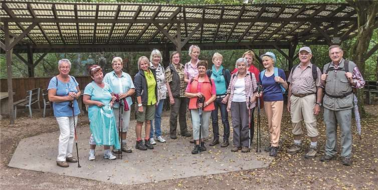 Am Ziel angekommen, konnten sich die Wanderfreunde bei einer Rast stärken. Gernot Labus