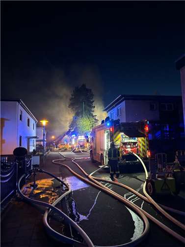 Am frühen Donnerstagabend, 1. Februar 2024 wurde die Freiwillige Feuerwehr Bad Honnef zu einem Gebäudebrand in den Ortsteil Aegidienberg alarmiert.