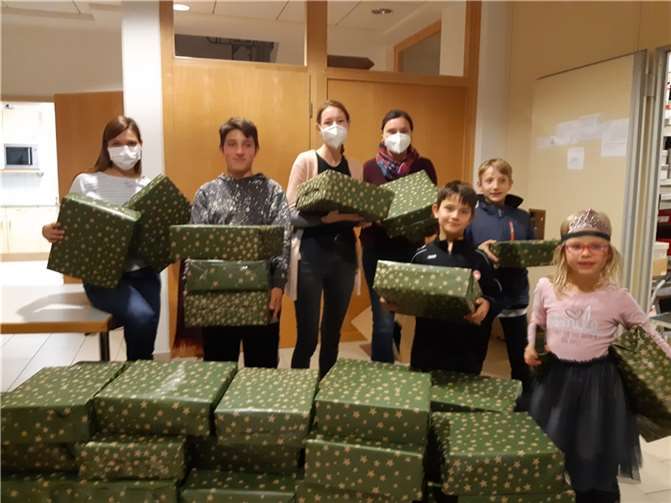 Am letzten Adventswochenende, am 18. und 19. Dezember ist es so weit und die Päckchen und Bücher werden an Kinder und Jugendliche von 0 bis 15 Jahren verteilt.Foto: privat