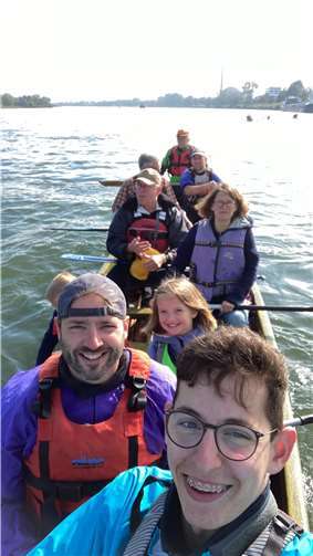 Am letzten Sommersonntag des Jahres fand das offizielle Abpaddeln des Kanuverbandes Rheinland auf dem Rhein statt. Foto: privat