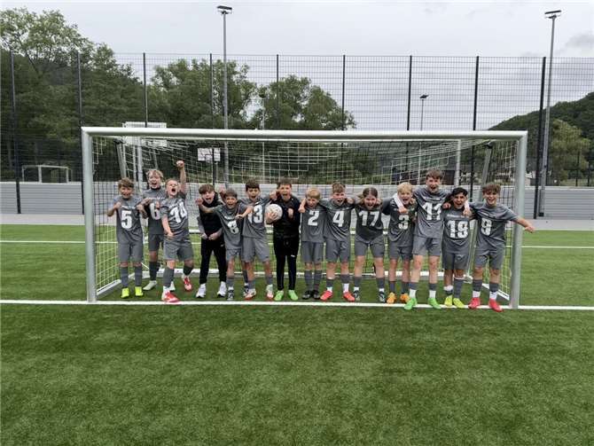 Am letzten Spieltag der Leistungsklasse 1 des Kreises Rhein/Ahr machten sich die Nachwuchskicker der JSG Nickenich auf die weite Auswärtsfahrt nach Insul. Foto: privat