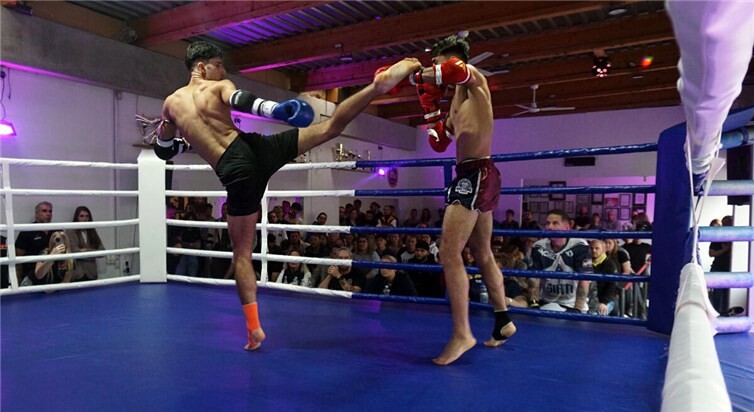 Am vergangenen Samstag, dem 11. Oktober 2025, fand zum vierten Mal die ausverkaufte Fight Night Hausgala in den Vereinsräumen von Outcast Fighting e.V. in Meckenheim statt.Foto: privat