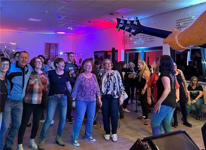 Am vergangenen Samstag kamen die Musikfreunde im Dorfgemeinschafthaus in Thalhausen auf ihre Kosten.  Foto: Angelina Henn