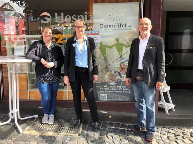 Am verkaufsoffenen Sonntag stellte sich GenoEifel gemeinsam mit anderen Vereinen und Organisationen der Öffentlichkeit vor. Foto: privat