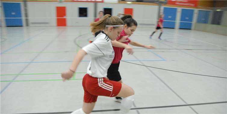 Ambitioniert bei der Sache, auch wenn es nicht umiga-Punkte ging: So kämpferisch-sportlich wurde gespieltbeim Ahrbach-Cup in den Montabaurer Kreissporthallen.