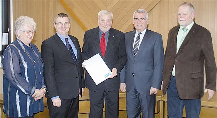 Amtseinführung des neuen Außenstellenleiters im Kreishaus in Koblenz (v. l.): Rosemarie Hauröder, Landrat Dr. Alexander Saftig, Bernd Junglas (Außenstelle Mayen-Koblenz), Karl-Heinz Weber (Landesvorsitzender Rheinland-Pfalz) und Wolf Hinrich Apel (Außenstelle Koblenz). US