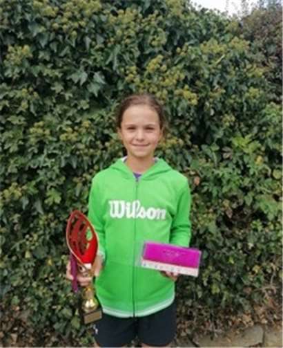 Amy Waschulewski (11) gewann souverän das Turnier. Foto: privat