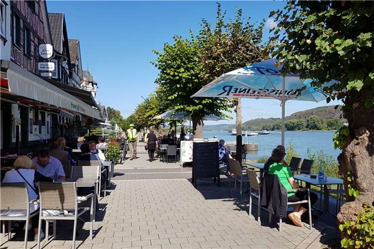 An den Ostertagen wird es an der Rheinpromenade Schnelltests für die Besucher geben. Foto: Tourist -  Info