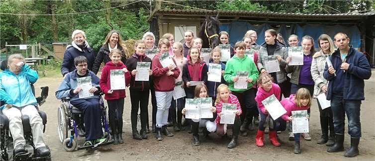 An den Prüfungen nahmen Pferdebegeisterte mit und ohne Handicap teil. privat