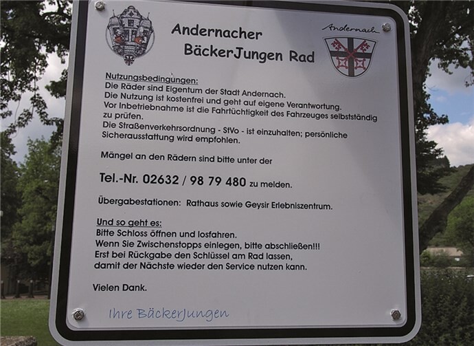 An den gekennzeichneten Übergabe-Stationen stehen noch einmal die detaillierten Nutzungsbedingungen.