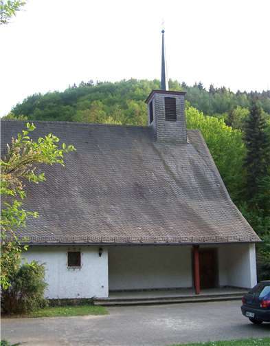 An der Auferstehungskapelle in Ahrbrück findet ebenfalls ein Gottesdienst statt.