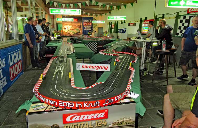 An der Bahn herrschte Konzentration und prickelnde Spannung. Fotos: -MKA-