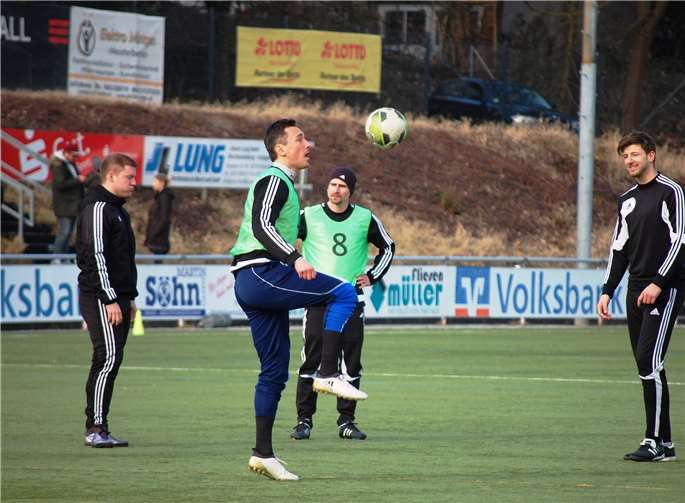 An der Brauerstraße hält Damir Mrkalj in der neuen Saison den Ball nicht mehr hoch: Der 27-Jährige heuert als Spielertrainer bei der künftigen SG Niederzissen/Wehr an.