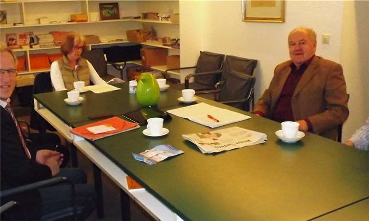 An der Bürgersprechstunde mit Josef Dötsch (MdL) im CDU-Bürgerbüro in Bendorf nahmen auch CDU-Stadtverbandsvorsitzender Bernhard Wiemer und CDU-Fraktionsvorsitzender Christoph Helling teil. privat